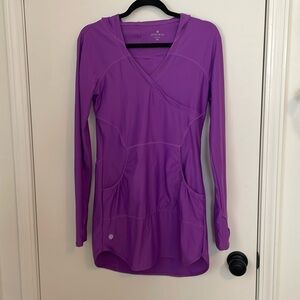 Women's Athleta Wick It Wader XS Long Sleeved Hooded Beach Cover Up Tunic
